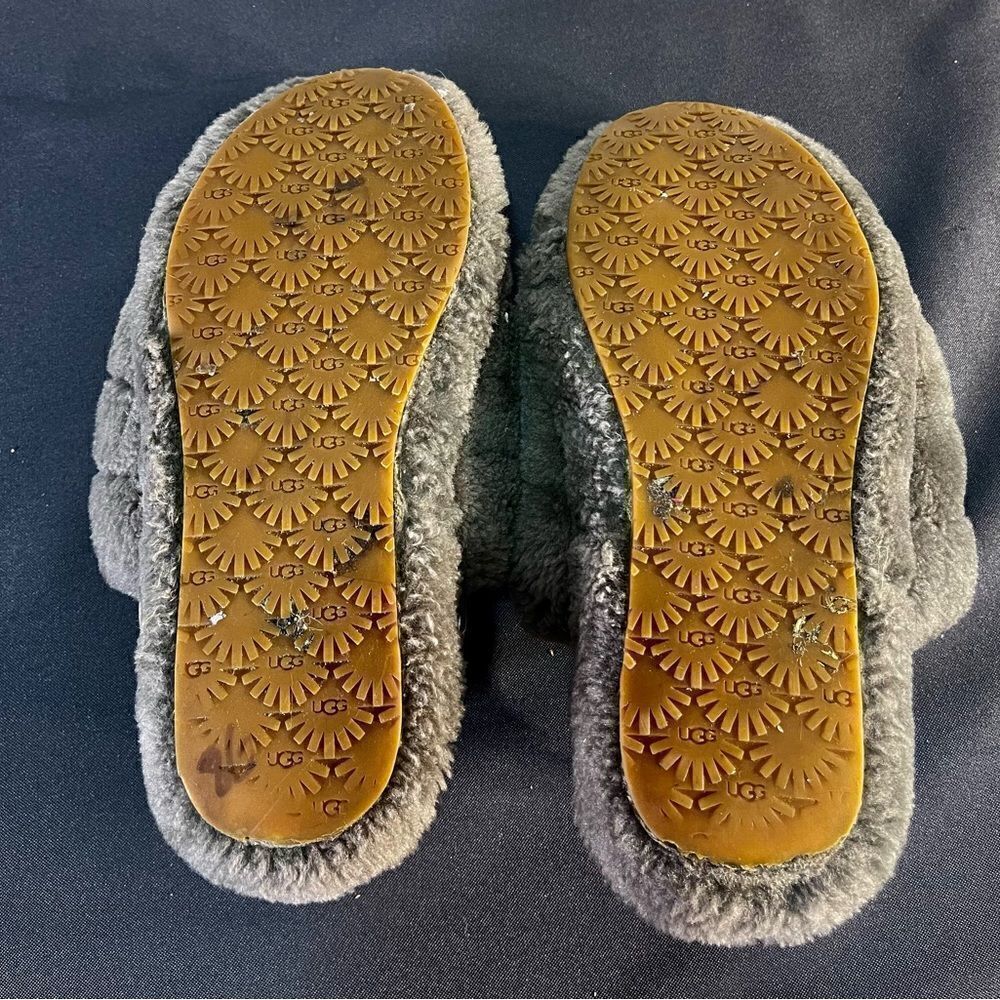 UGG - Fuzzy Sandals - Picture 6 of 6